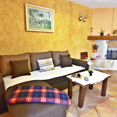 Appartement Lovely Ground-floor Flat With Shared Pool In Tar *